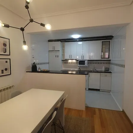 Camino De Santiago En Casco Historico * Burgo